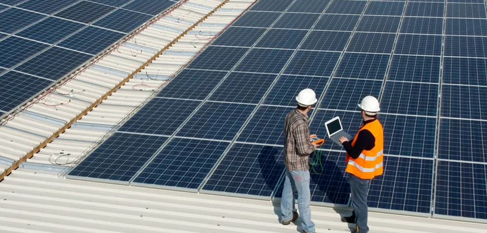 Ryan on the Road: The Windshield View of Automotive Solar